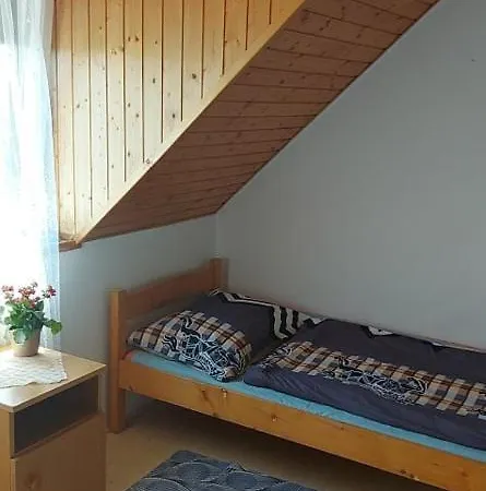 Kéktúrás-Tóra Nyíló Badacsonyi privát bérlemény Badacsonytomaj
