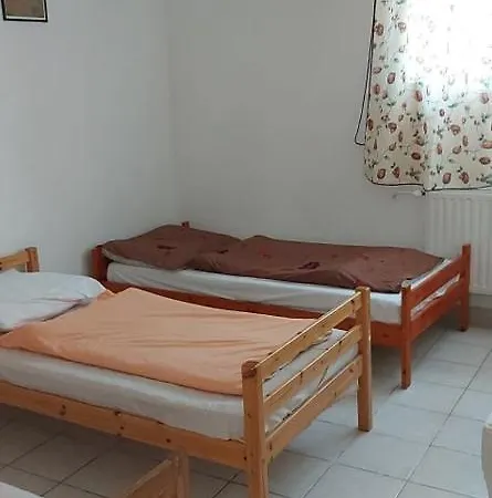 Pensión Kéktúrás-Tóra Nyíló Badacsonyi privát bérlemény