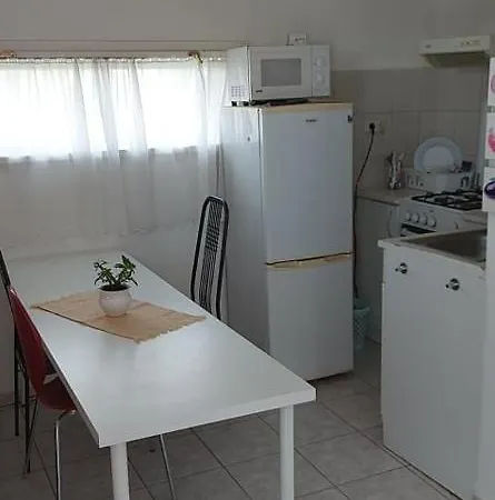 Kéktúrás-Tóra Nyíló Badacsonyi privát bérlemény Badacsonytomaj